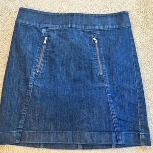 Ann Taylor Blue Dark Wash Denim Mini Pencil Skirt Zipper Pockets Size 2